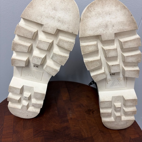 Gianni Bini Black Wander-Lust Lug Sole  Women's Platform Bootie Hightop Size 8M - Picture 10 of 10